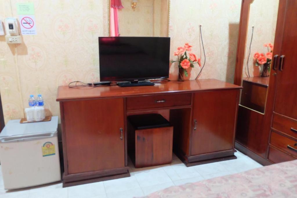 באן הואהשאי Thaveesinh Hotel מראה חיצוני תמונה